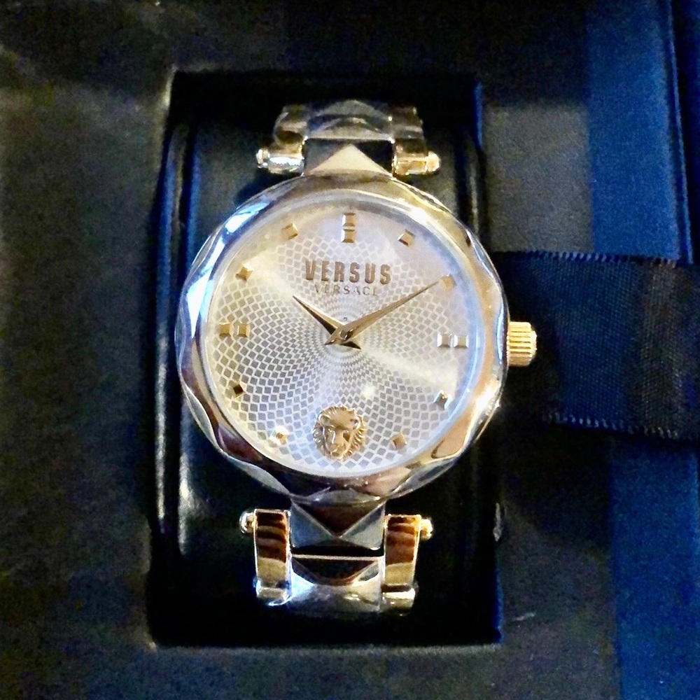 Versace women’s watch BRAND NEW